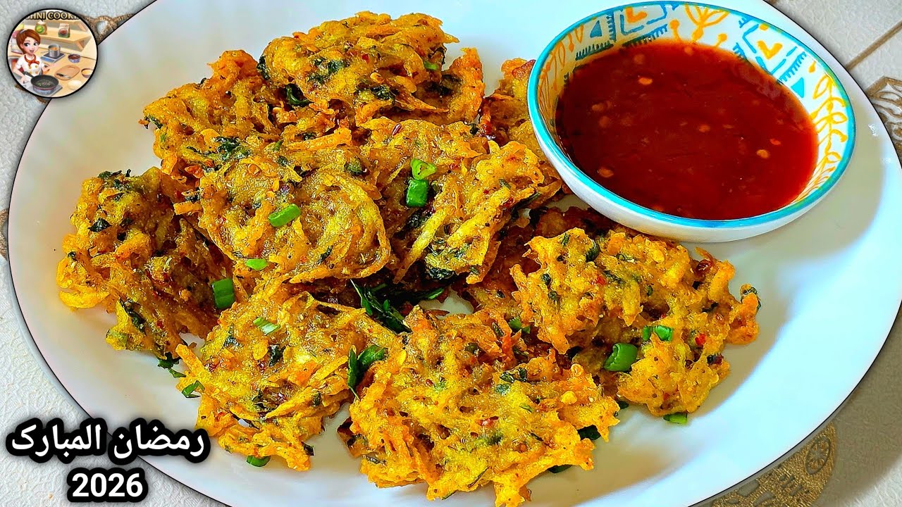 Laccha Aloo Pakora Recipe New Style|Crispy Aloo Pakora Recipe by Roshni Cooking