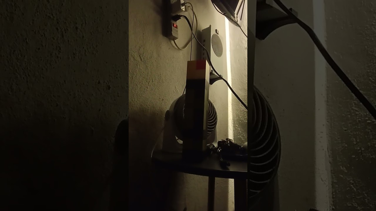 Antorch minecraft light low battery flash and charger