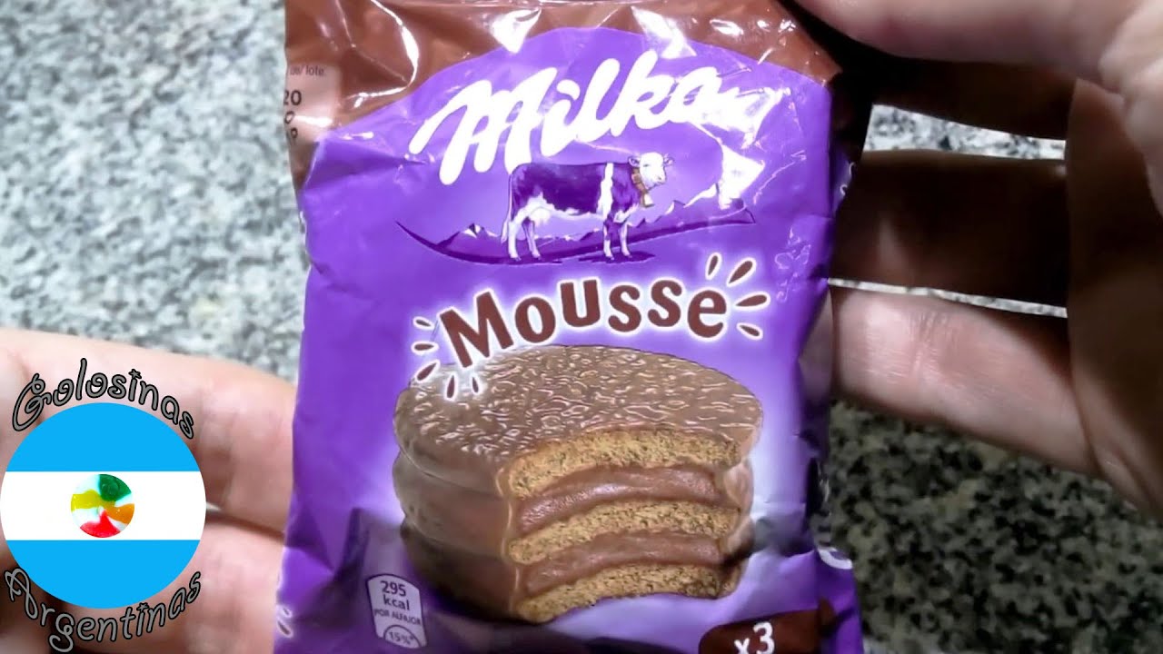 Milka Mousse Chocolate x3 Alfajor Triple - YouTube