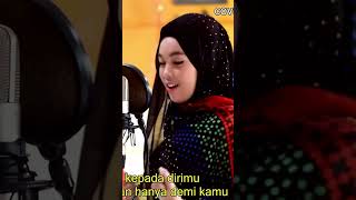 Karang Cinta  Aura