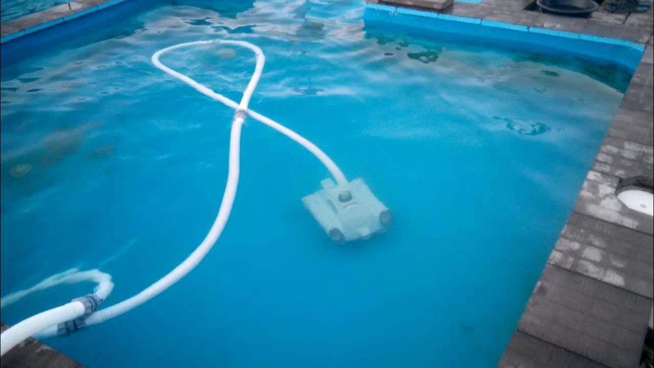 Видео как подключить пылесос. 28001 Intex. Пылесос для бассейна Интекс. Водный пылесос для бассейна Intex. Робот пылесос Интекс для бассейна.