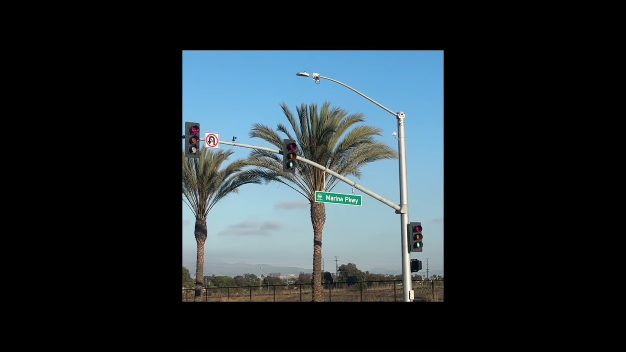 New McCain Traffic Lights near Gaylord Pacific 
