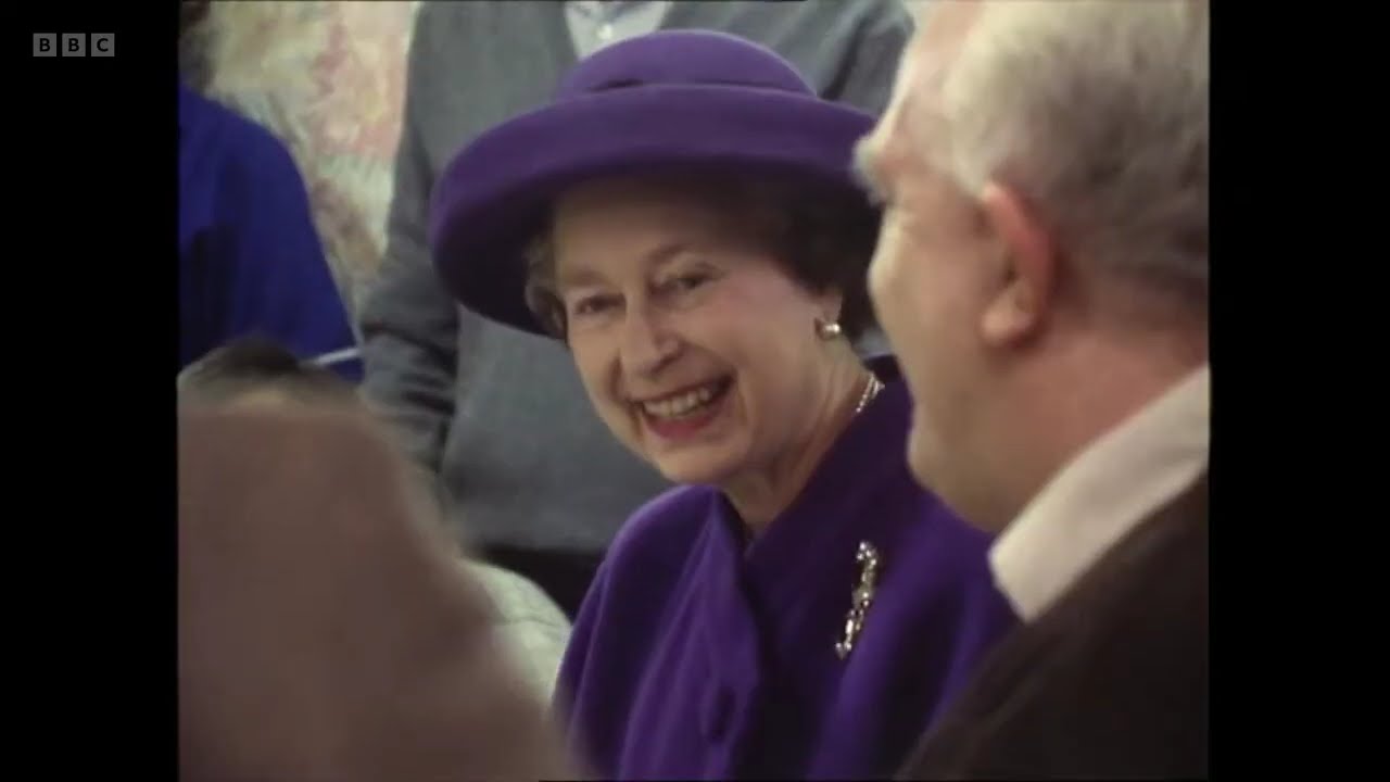 Elizabeth R  -  A Year in the Life of The Queen (1992) (BBC)