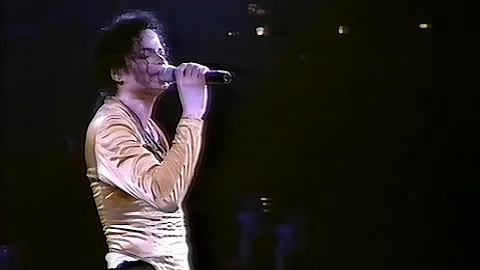Michael Jackson - The Jackson 5 Medley (Live Royal Concert In Brunei) (Remastered)