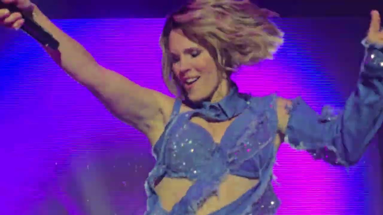 Lorie Megamix & Sur Un Air Latino (Lorie Party Lille le 10 Octobre 2025) 