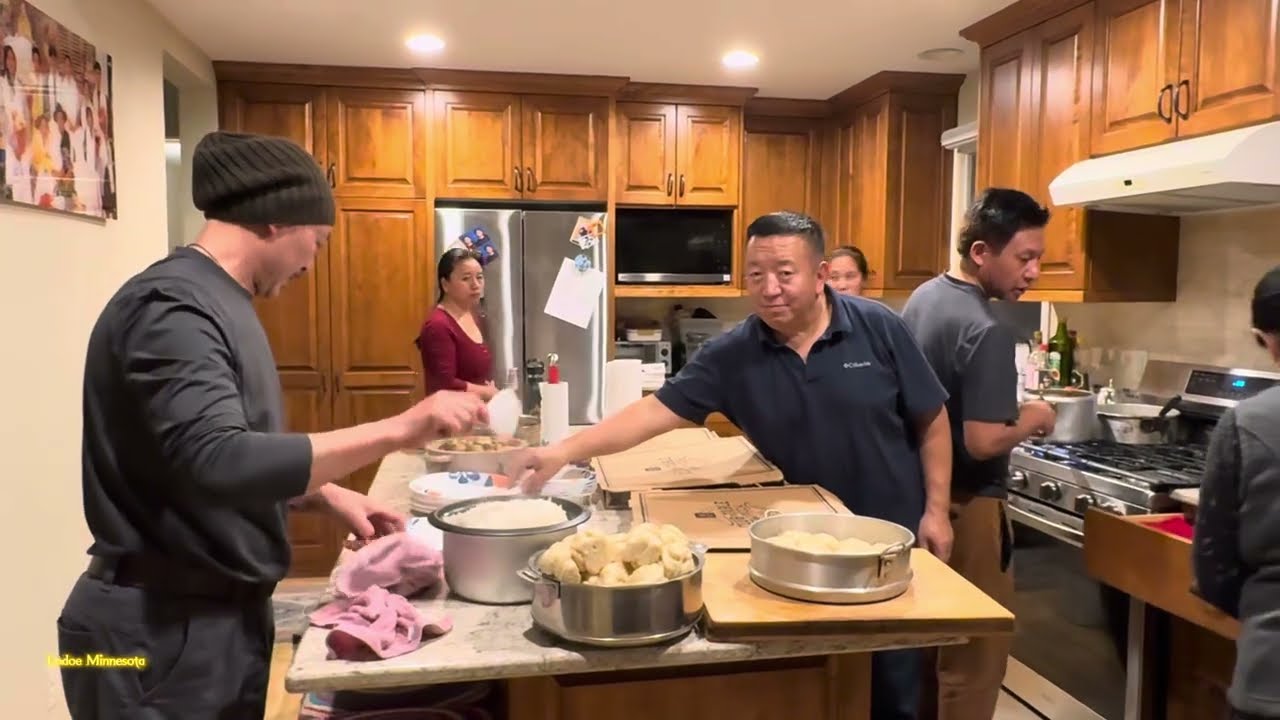 November 16, 2025 happy family together party😁😊