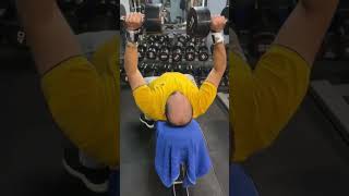 #DumbbellPress #ChestDay #RealPump #StrictForm #MindMuscle #NoCheat #BuiltNotGiven🔥💪#gymlife