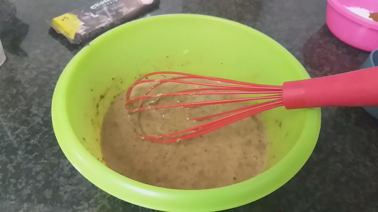 עוגת שוקולד מקמח כוסמין ואגוזי מלך- קלה להכנה !