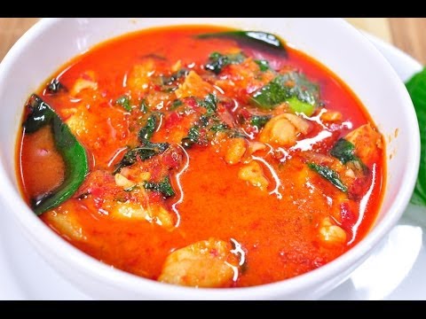 [Thai Food] Roasted Chicken Curry with Cha - Plu Leaves (Gang Kua Gai Bai Cha Plu)