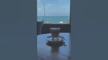 فاضي شوية نشرب قهوة في حتة بعيدة حمزة نمرة 
