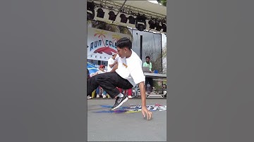 this DANCER is too CRAZY & FLEXIBLE #shorts