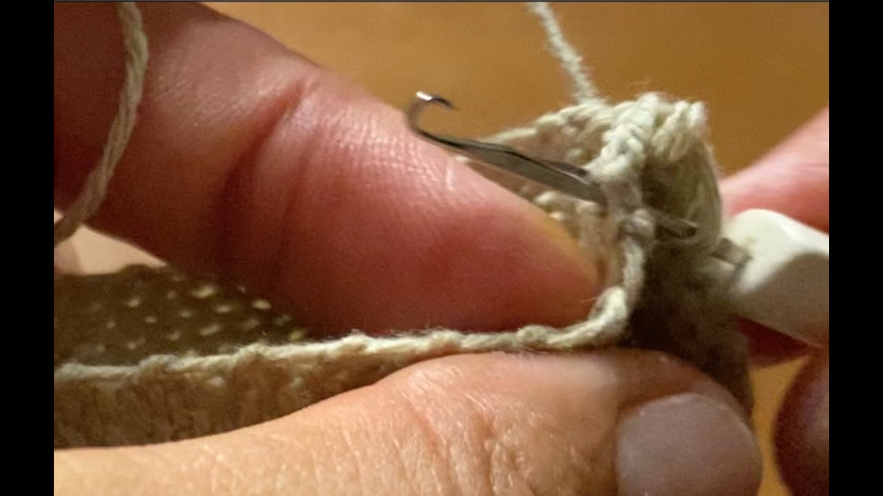 MACCHINA PER MAGLIERIA cuciture ВЯЗАЛЬНАЯ МАШИНА швы