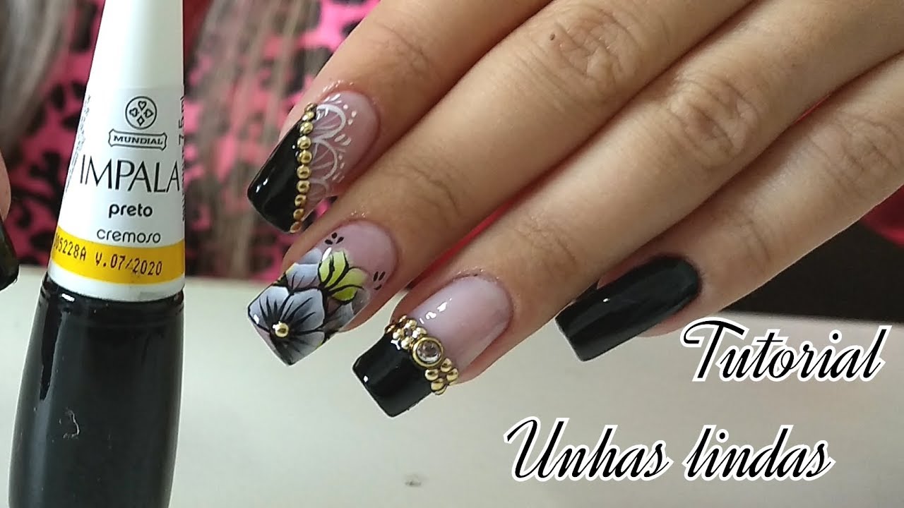 Unhas decoradas flor carga dupla contornada Laís Castilho