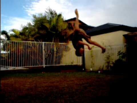 tricking cheat gainer/moonkick attempt