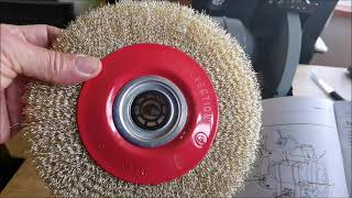 TITAN BENCH GRINDER WITH SPARE WIRE 
