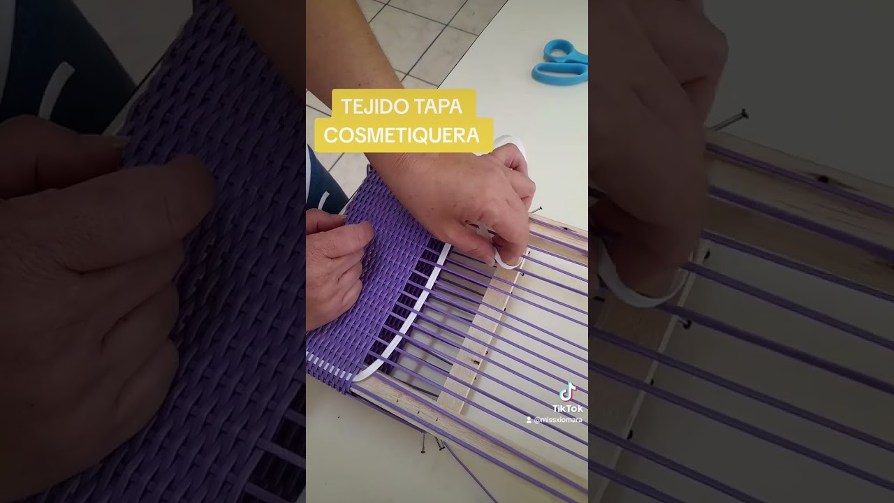 tejido tapa de COSMETIQUERA. 502 4300-7235 PUEDES INSCRIBIRTE. a mis cursos online.