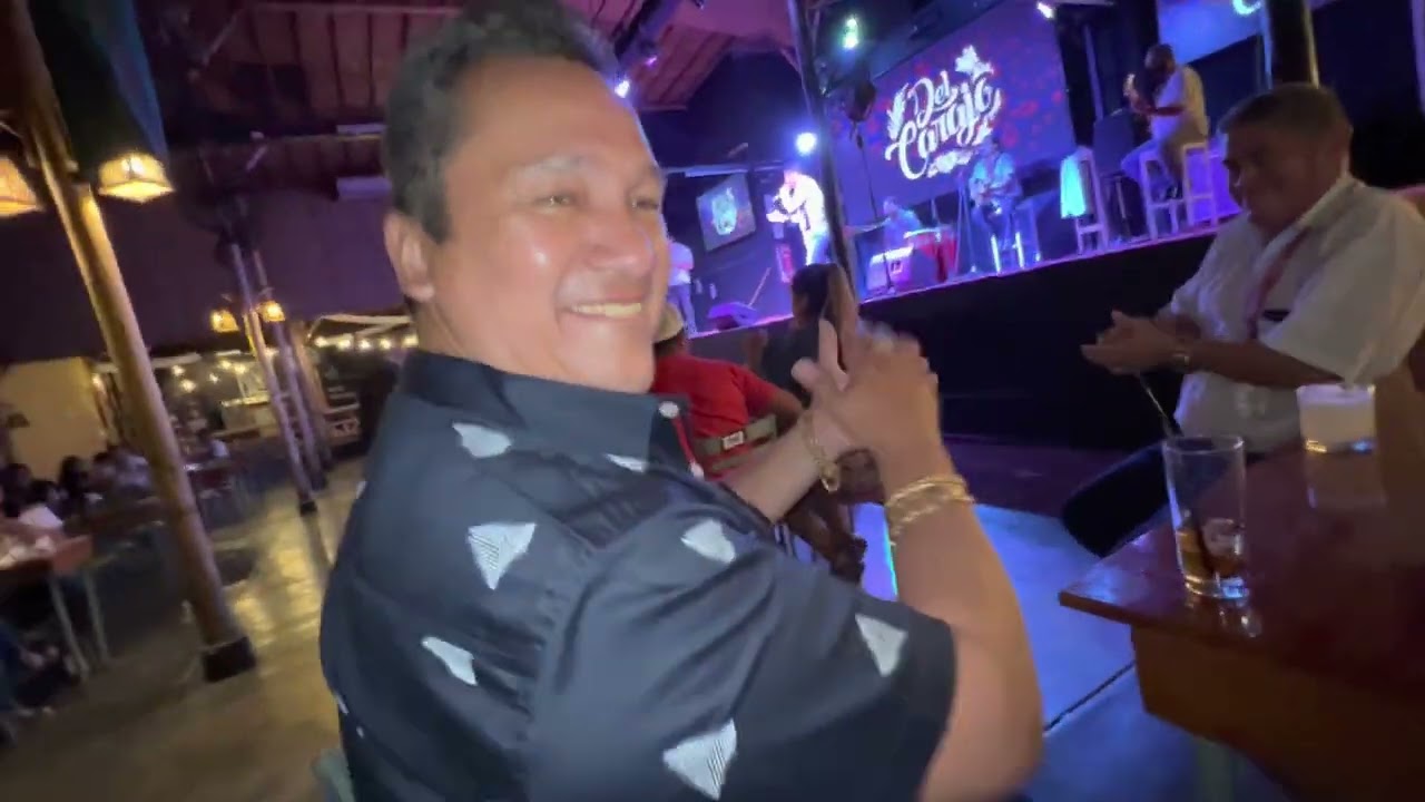 En la peña del Carajo - Lima Perú