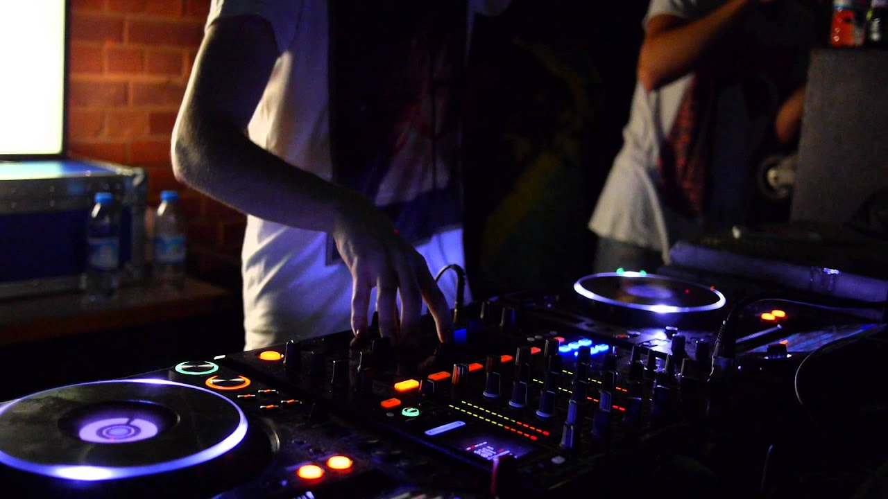 ⁣Med School @ The Colombian (Corsica Studios) London, 14th November 2014
