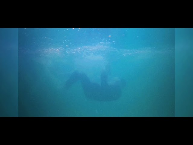 在 YouTube 上观看 Stabil - BILLBOARD (Slowed & Reverb) 在 YouTube 上观看 Stabil - BILLBOARD (Slowed & Reverb)