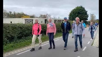Wandelaars in Hillegom