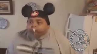 Gordo Se Engasgando Ao Som De Dragon Force