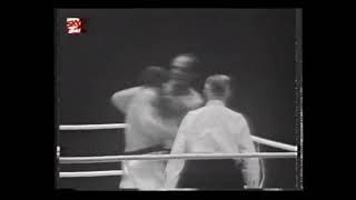 Henry Cooper-Billy Walker highlights