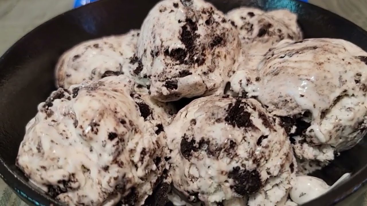 Only 3 ingredients Oreo Ice Cream. Simply Delicious. LIKE SHARE COMMENT AND SUBSCRIBE