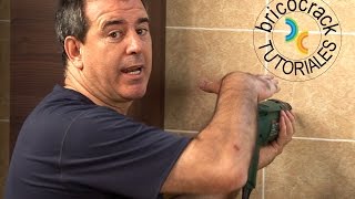 Instalar accesorios de baño (Bricocrack)