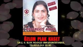 Peçenekli̇ Hülya - Evliyim Bekarım Dersin