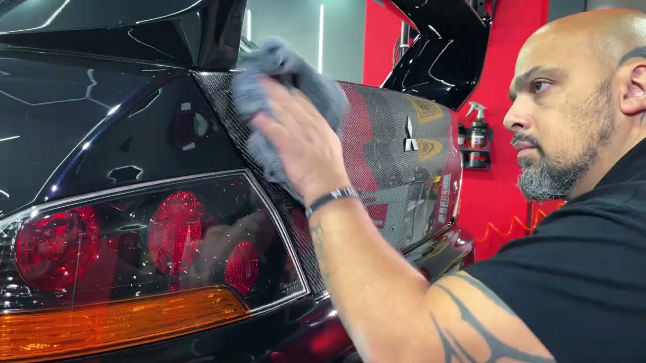 Alpha Omega Detailing / FX Protect Fine Cut on carbonfiber surfaces