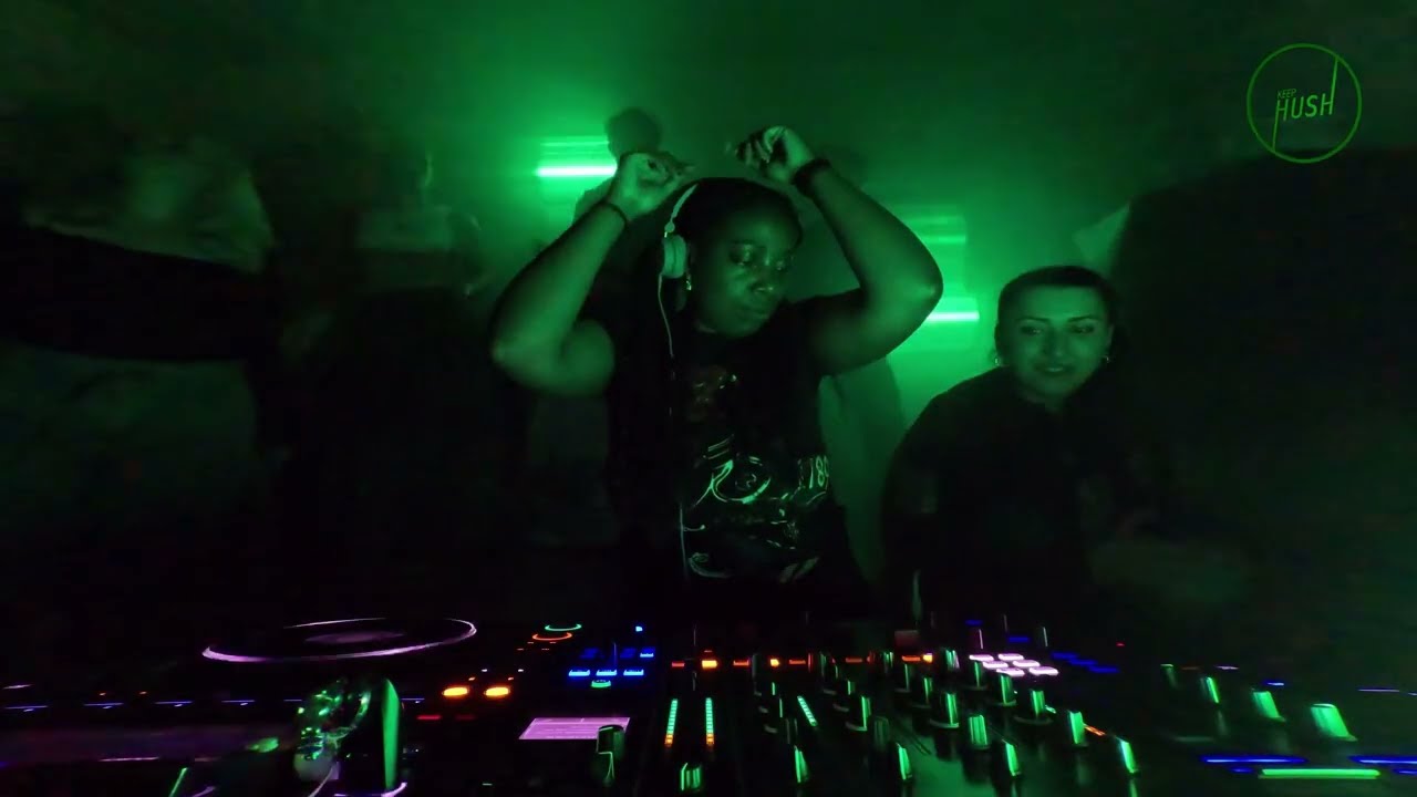 issatrinity | Stockholm at Keep Hush  Live