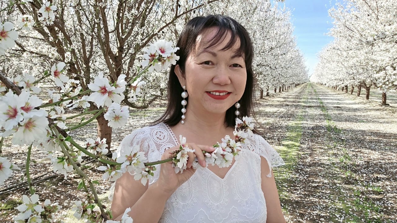 Kuv cov dluab paaj #2025