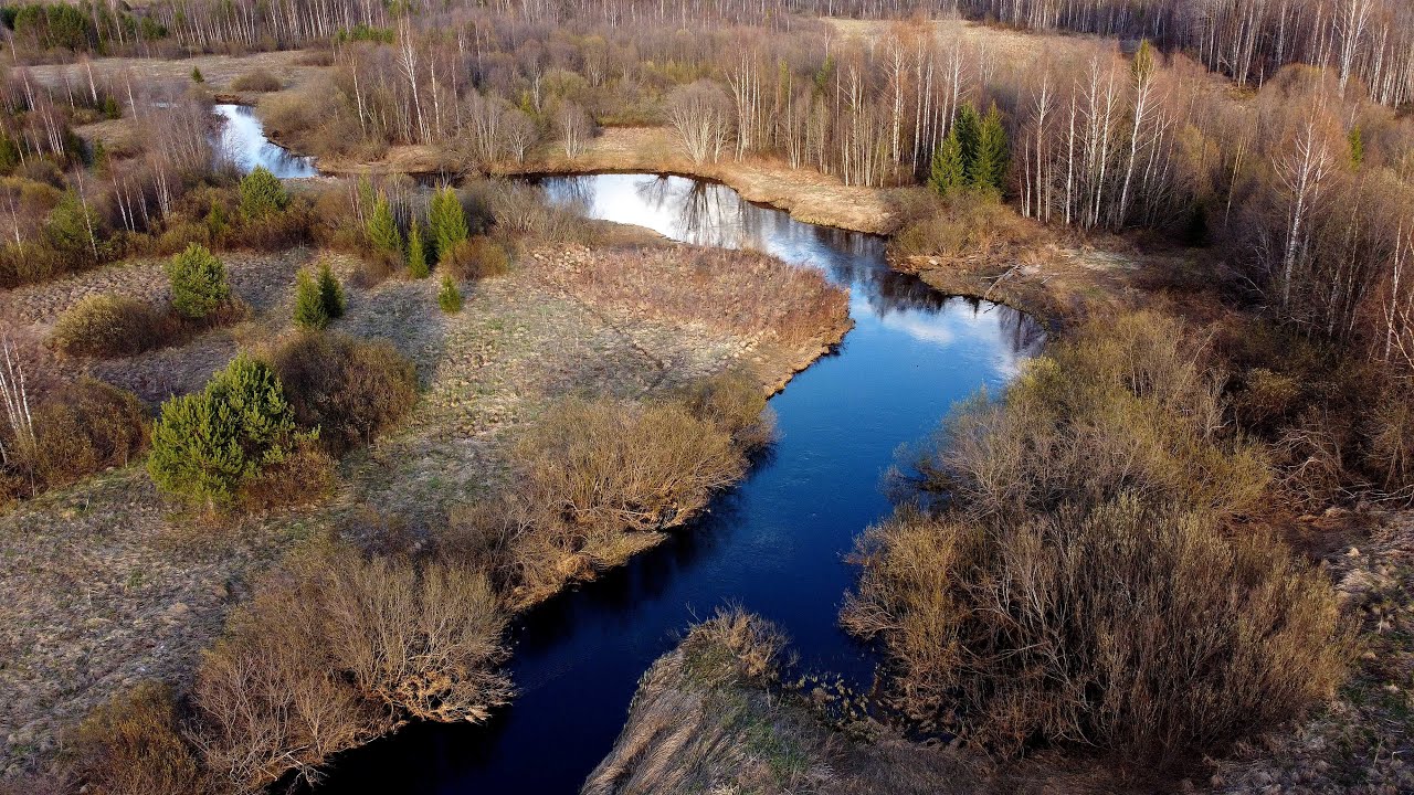 ЛОВЛЯ ЩУКИ на МАЛОЙ РЕКЕ / РЫБАЛКА ВЕСНОЙ на СПИННИНГ с БЕРЕГА