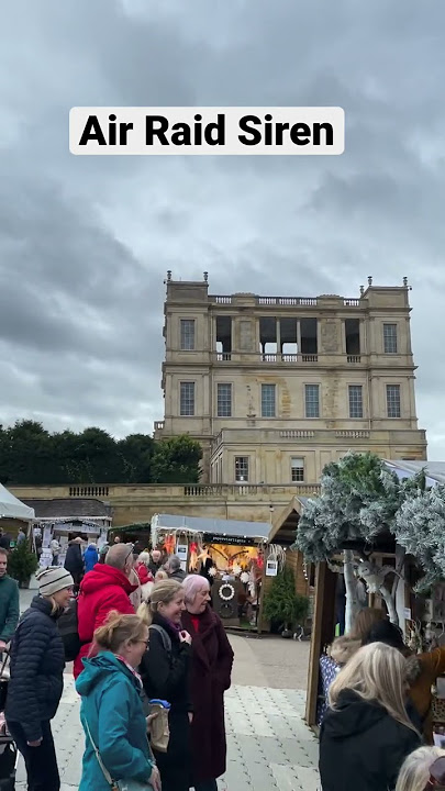 Chatsworth House: WW2 Air raid siren brings to a end 2 minute silence 11.11.22