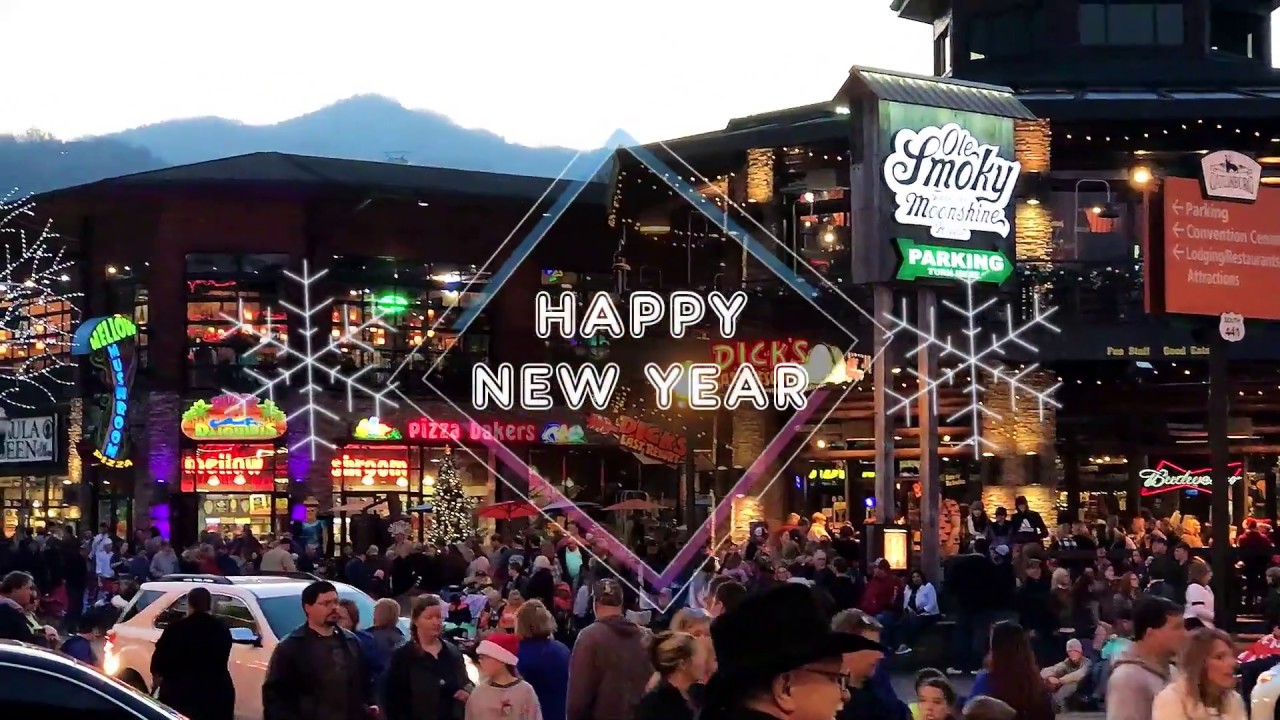 GATLINBURG CHRISTMAS PARADE 2017 YouTube