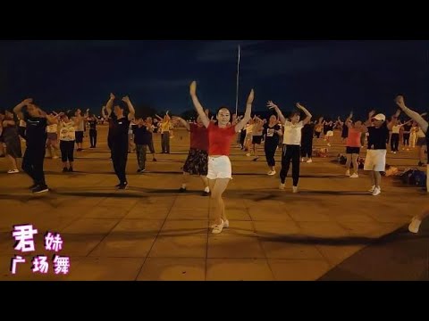 老歌新跳广场舞《一剪梅》雪花飘飘北风萧萧，歌曲醉人舞好看