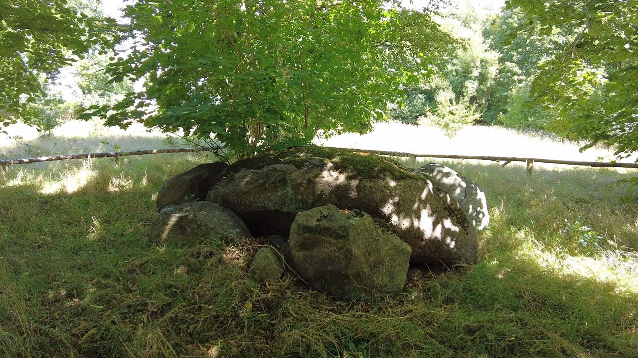 Die Großsteingräber Dabel 1 + 2 bei Sternberg (Mecklenburg-Vorpommern)