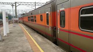 1070106 台鐵122次自強號高雄開車