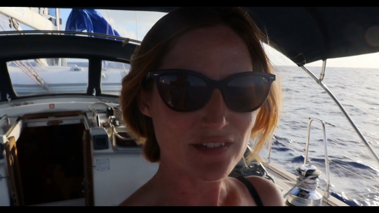 When things go wrong, leaving to Tahiti – EP 141 Sailing Seatramp