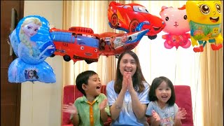 Anak Lucu Main Balon Karakter Lucu Terbang  Balonku Ada Lima Lagu Anak Populer