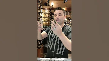 سبب انسداد البخاخ في العطور 