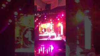 Download Lagu Dustin Lynch