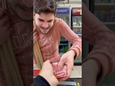 في كمرة خفية 😂😂 #سند_majed #comedy #mahadsanid #mahdi_الخال #اكسبلور #mahdy #food