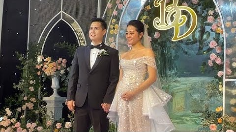 Đám cưới Karen Nguyễn: Cô dâu lộ bụng bầu 5 tháng; Huỳnh Hồng Loan, Đức Thịnh và dàn sao chúc mừng