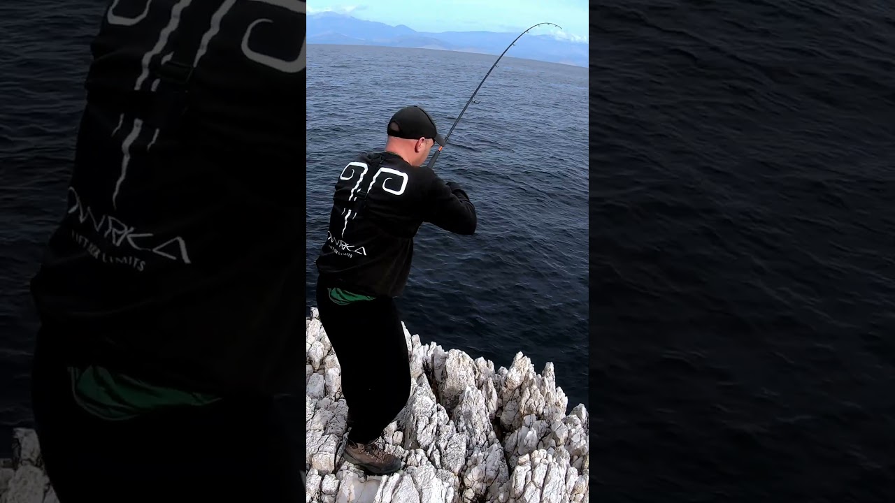 #shorejigging #Ψάρεμα #fishing #epiccatch #fish #bonito #tuna #biggamefishing #bigfish