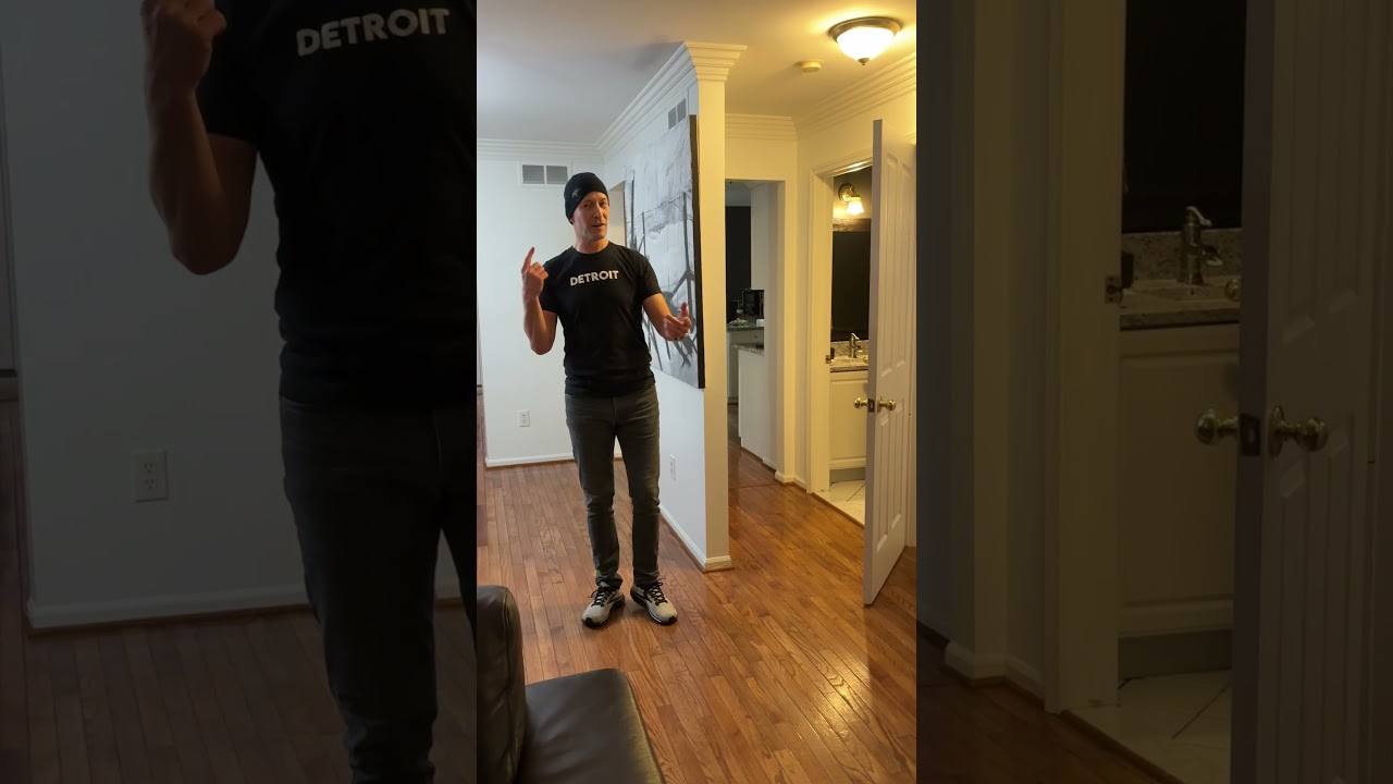 Artist Studio Private Tour: Grosse Pointe, MI 