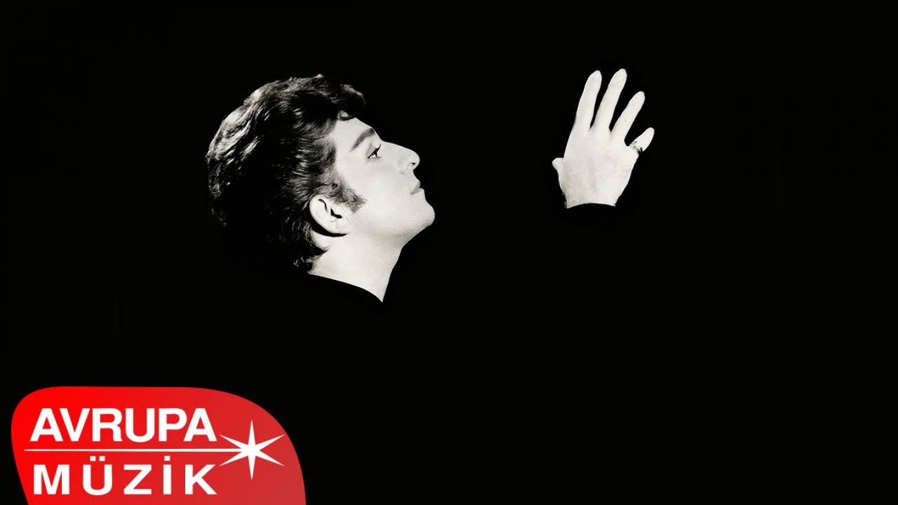 Zeki Müren - Üsküdar'a Giderken (Official Audio)