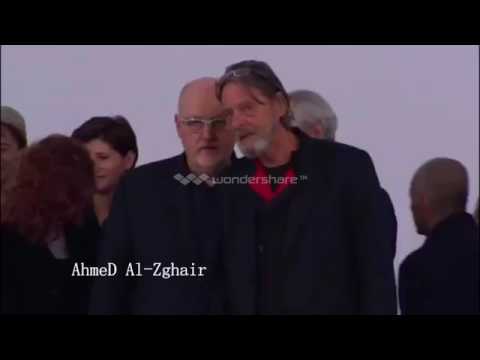 شافت حبيبها بعد فراق عشرين سنة توجع الكلب