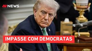 Trump ameaça enviar agentes do ICE para aeroportos