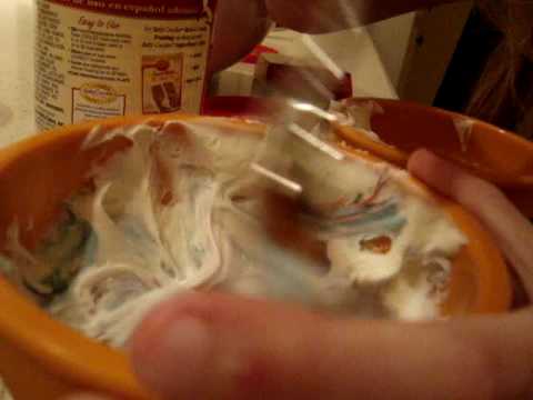 How you make purple icing 